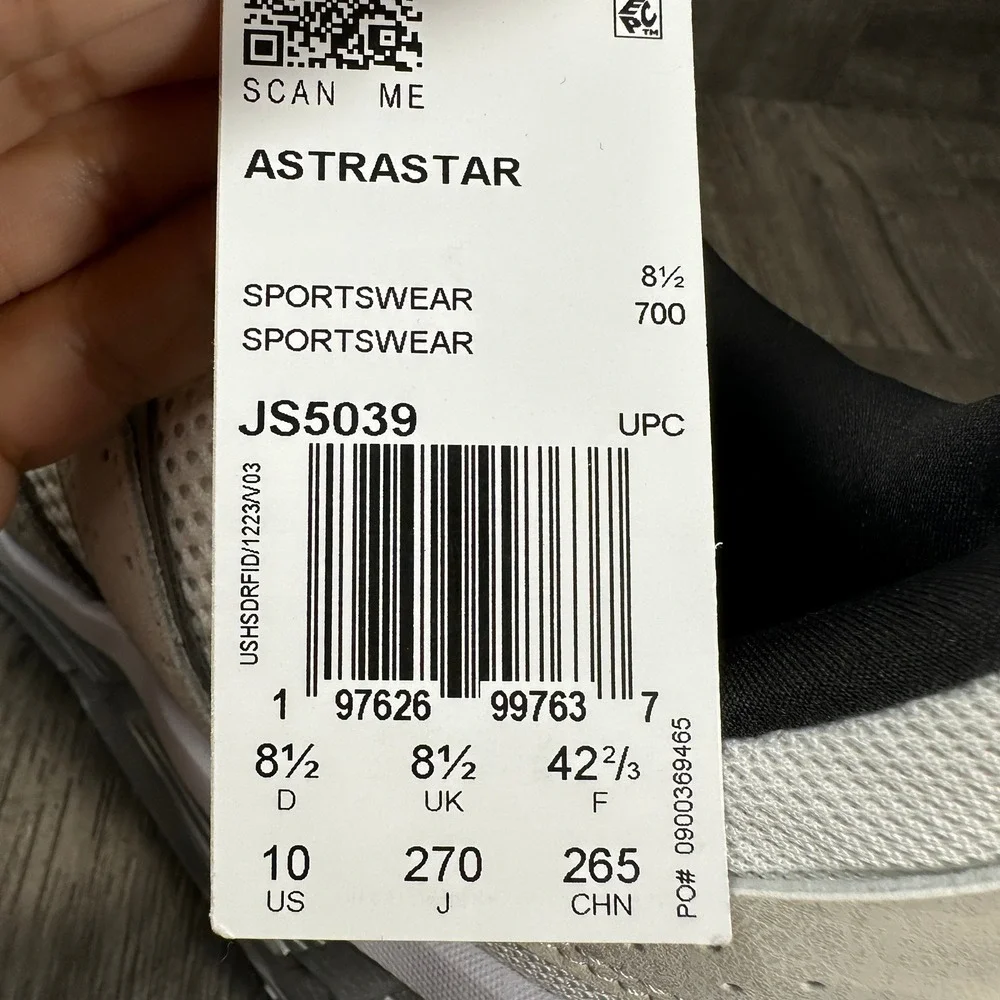 Adidas‎ Astrastar Sneakers Womens 10 White Silver Mesh Running NEW JS5039